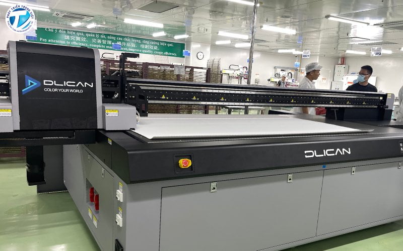 Máy in UV phẳng Dlican